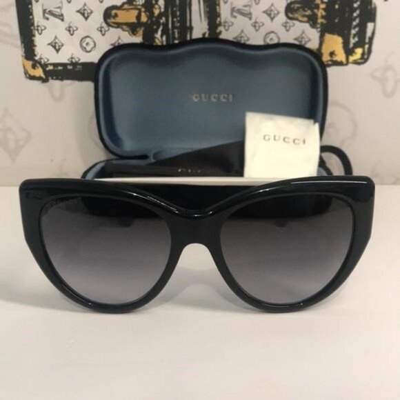 New Authentic Gucci GG0877S 001 Black Soft Cat-Eye Sunglasses Grey Gradient Lens - Picture 6 of 11
